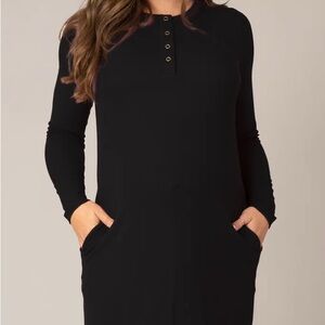 Kindred Bravely Black Buttoned Long Sleeve Nightgown